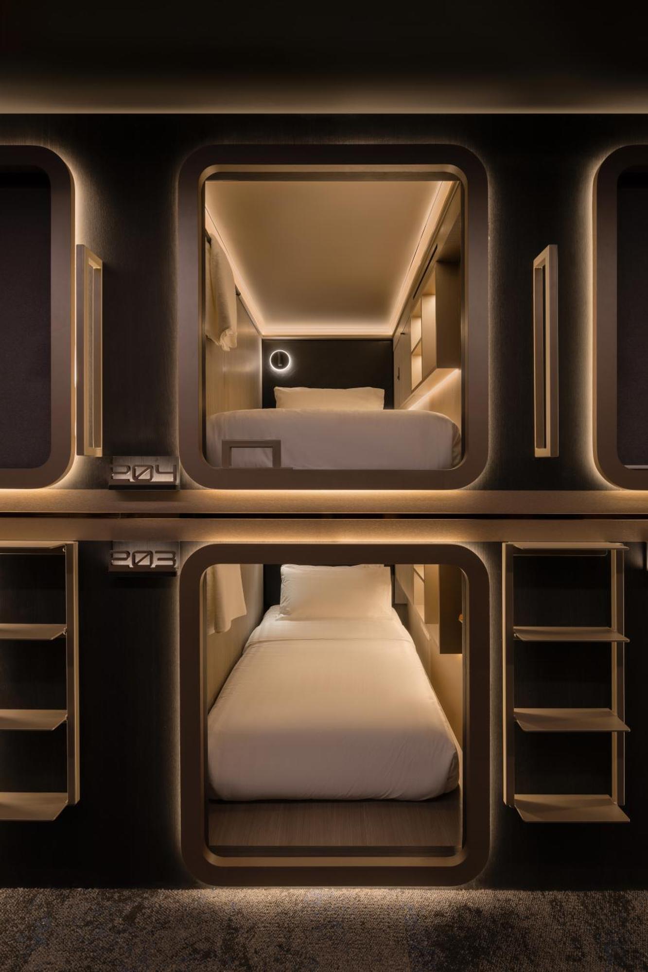 Cube Social Boutique Capsule Hotel At Boat Quay Сингапур Экстерьер фото