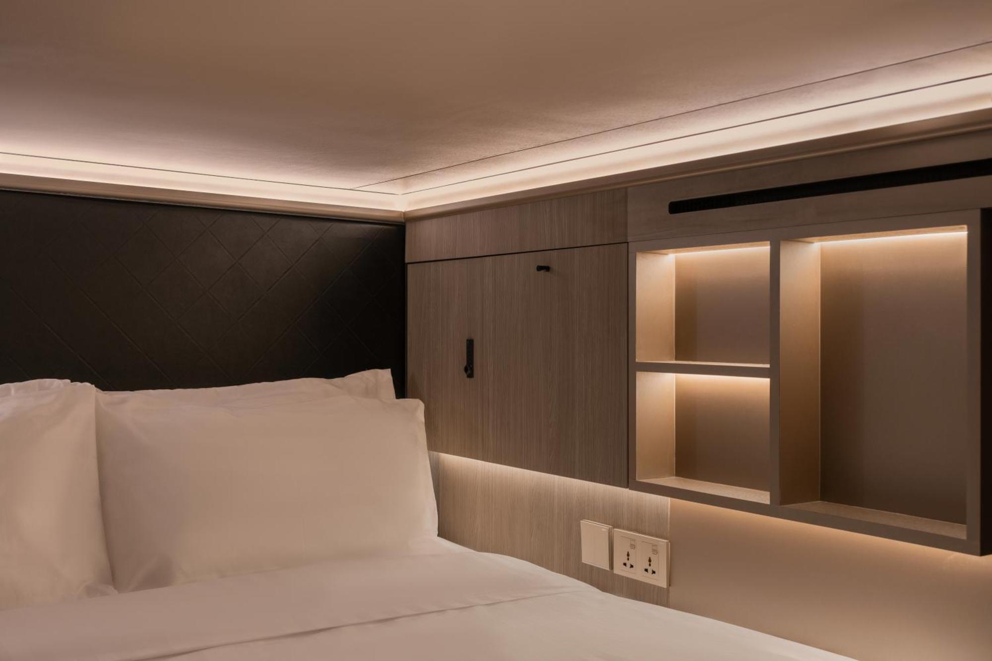 Cube Social Boutique Capsule Hotel At Boat Quay Сингапур Экстерьер фото